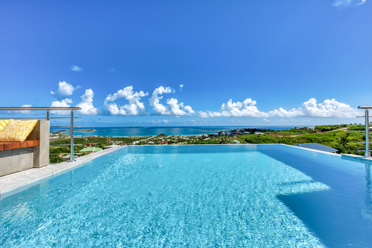 Topaze property image