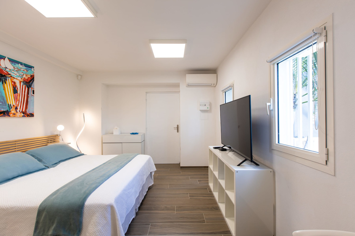 Mirabelle property image