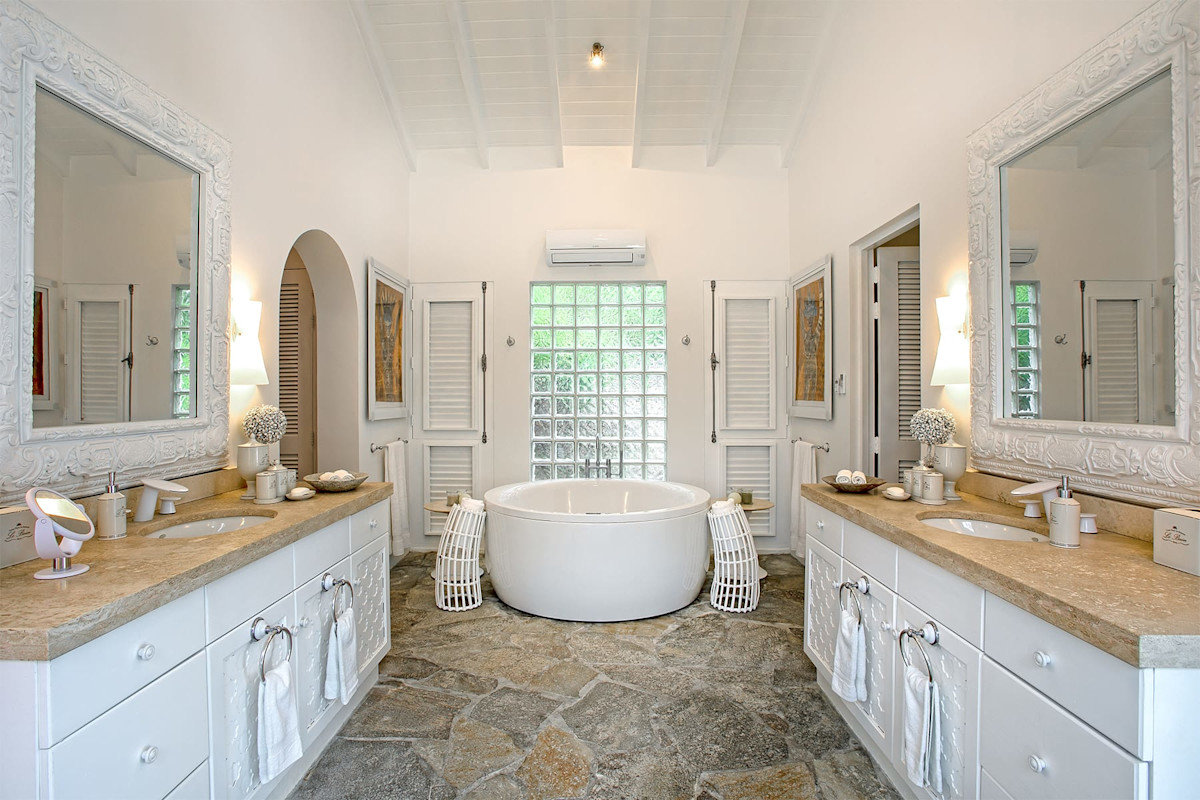 L'Oasis property image