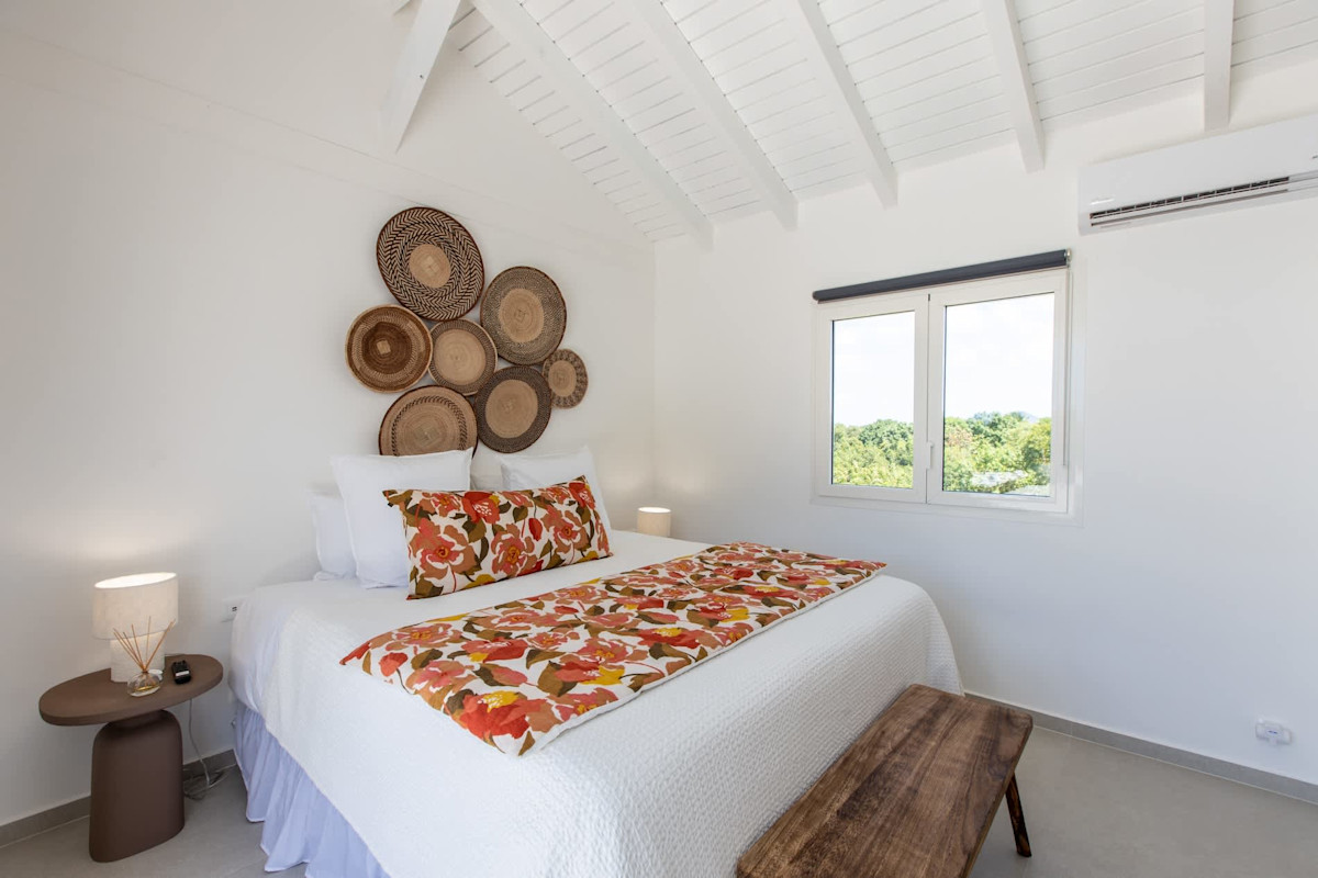 Les Oliviers property image