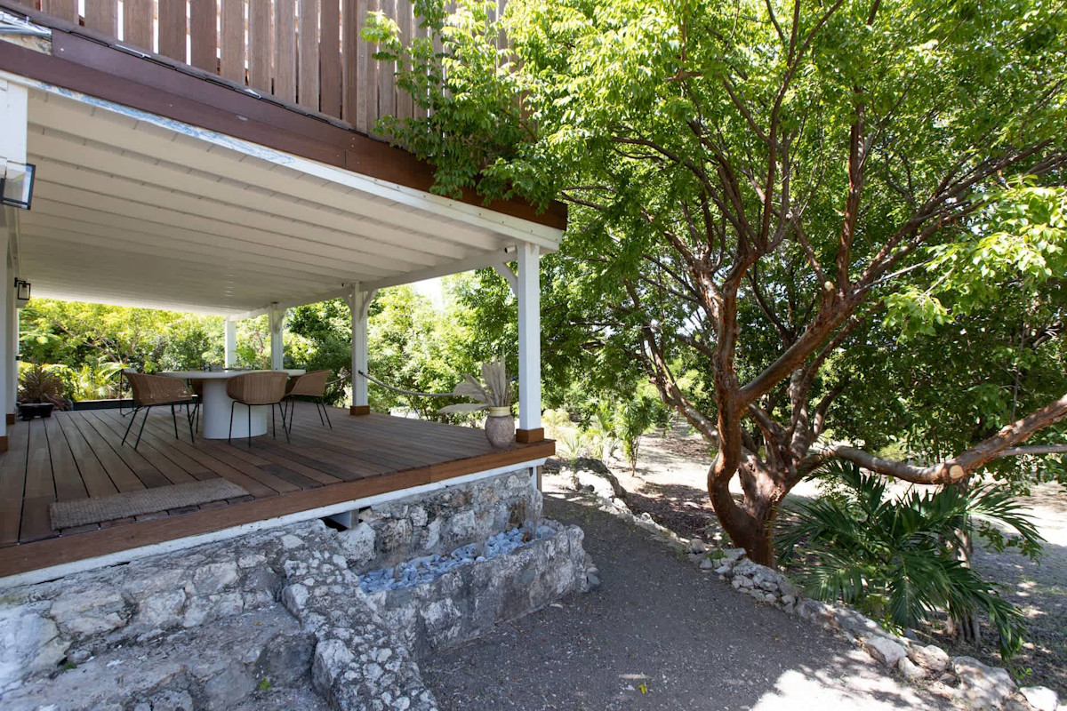 Les Oliviers property image