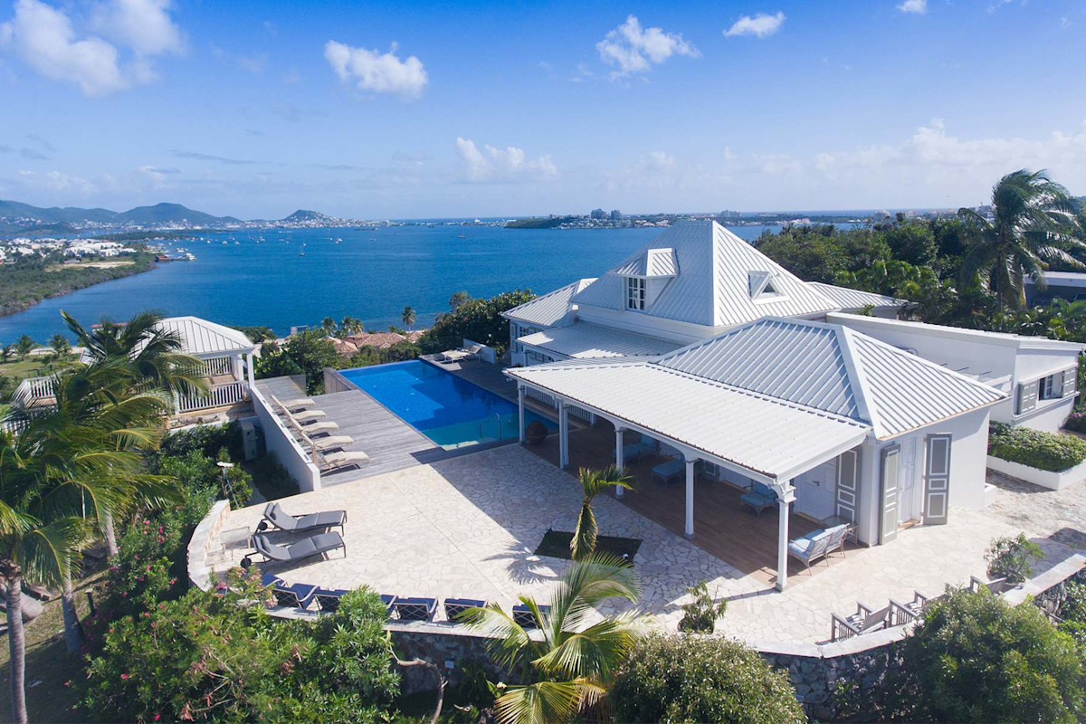 Le Caprice property image