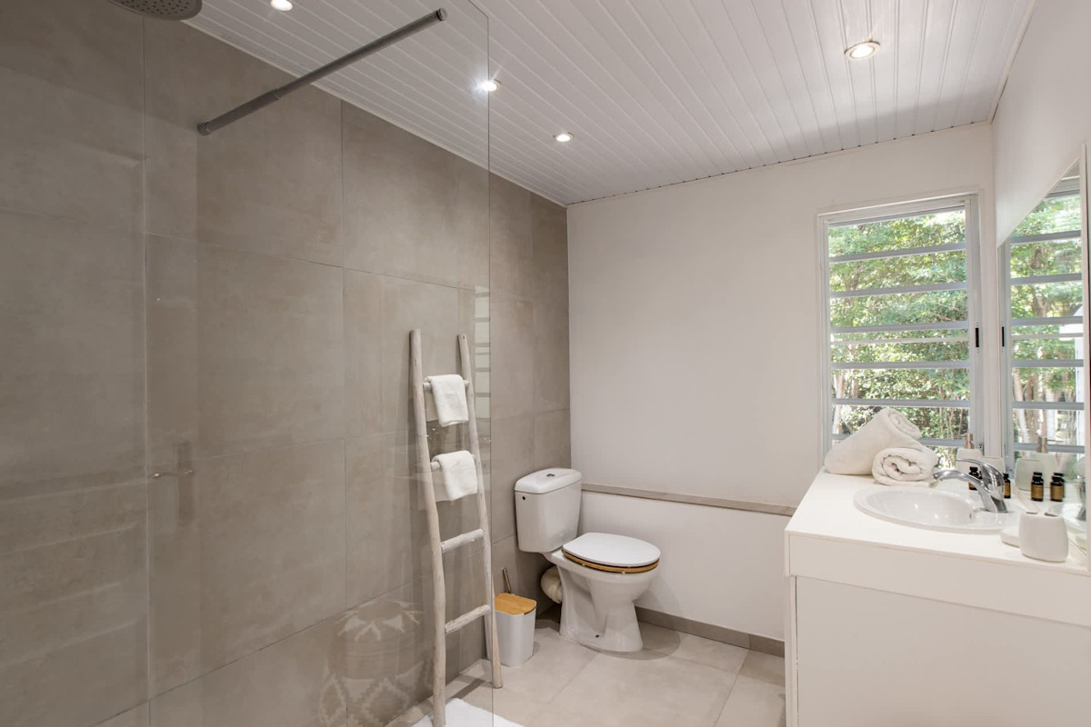 Monchal property image