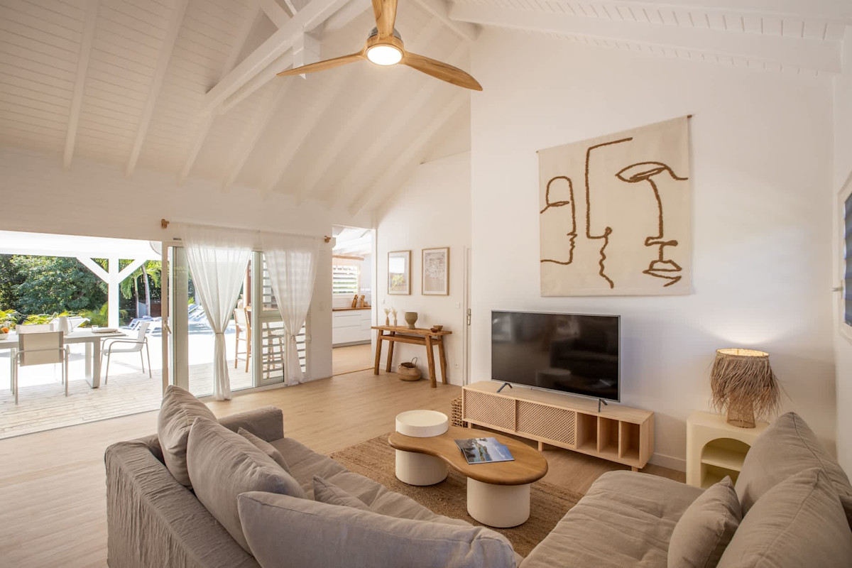 Monchal property image