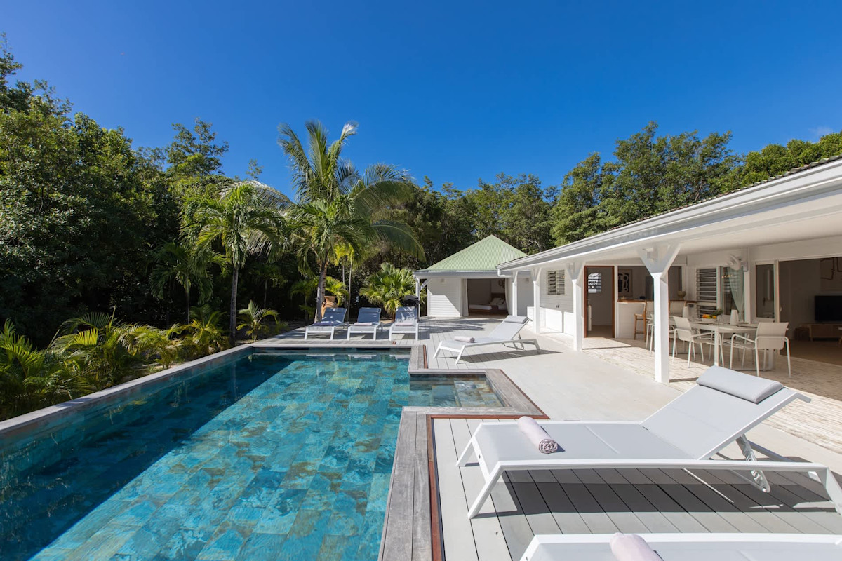 Monchal property image