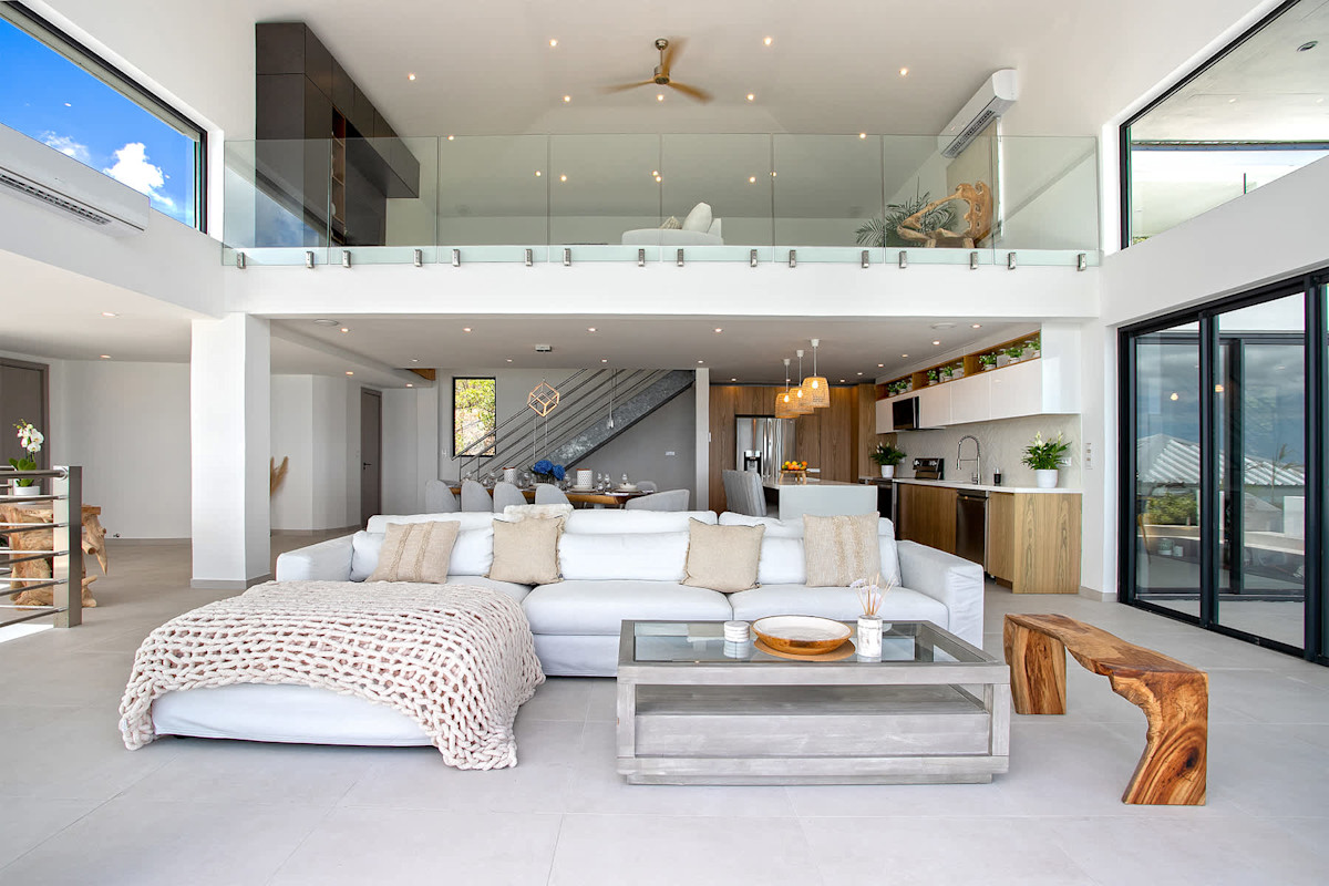 Aqua Rock property image