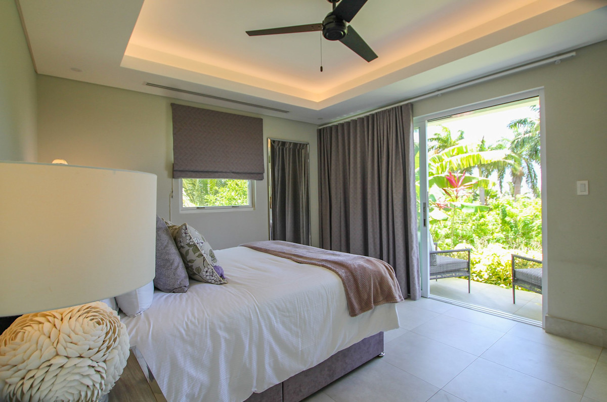 Royal Seabreeze property image