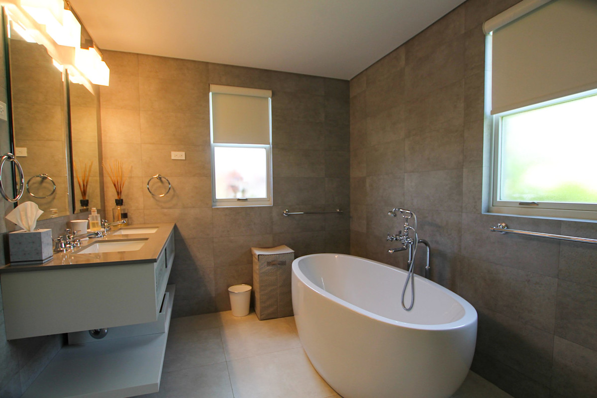 Royal Seabreeze property image