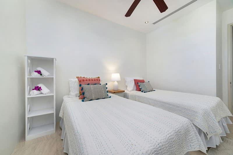 Infinity House-8 Bed property image