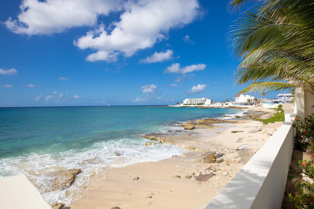 Villa Beach Secrets property image