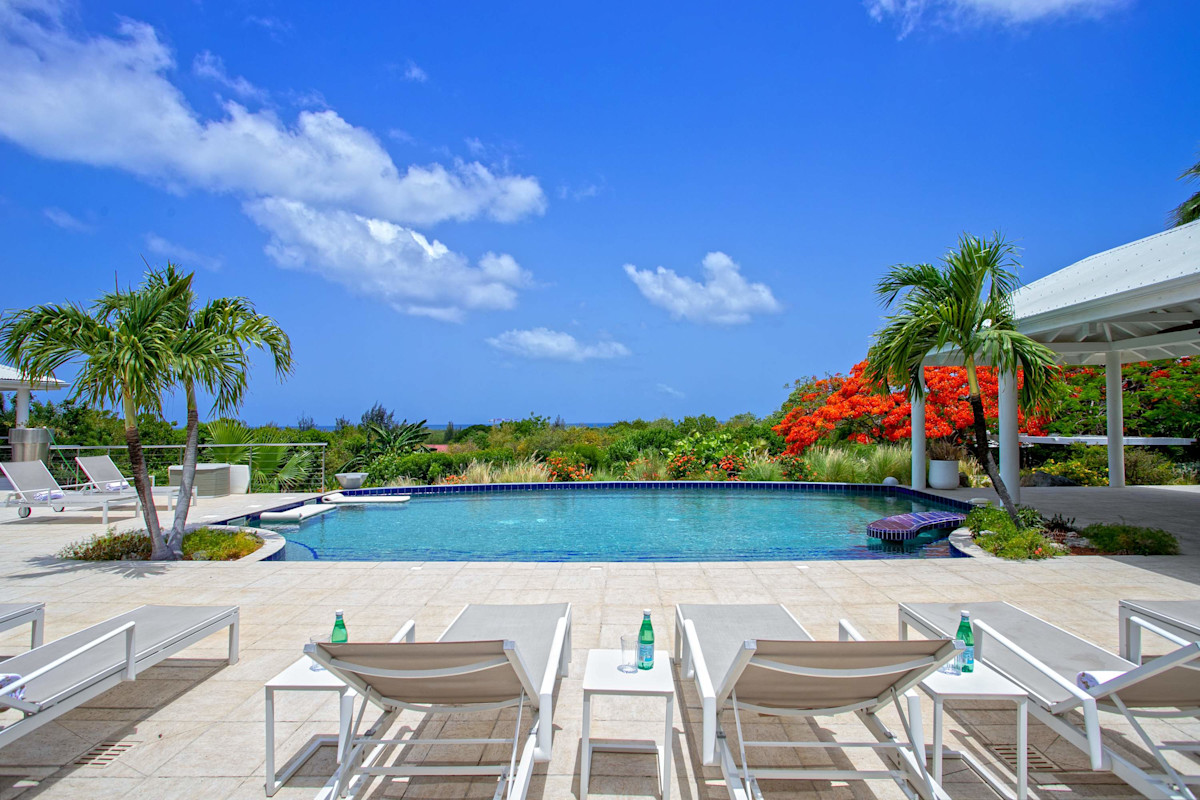 Encore property image