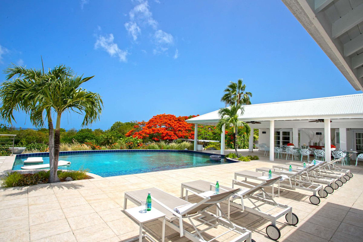 Encore property image
