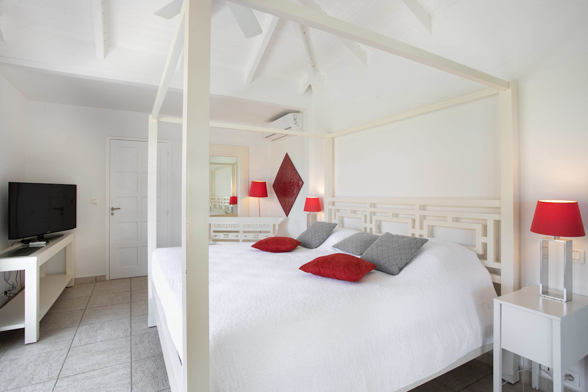 Encore property image