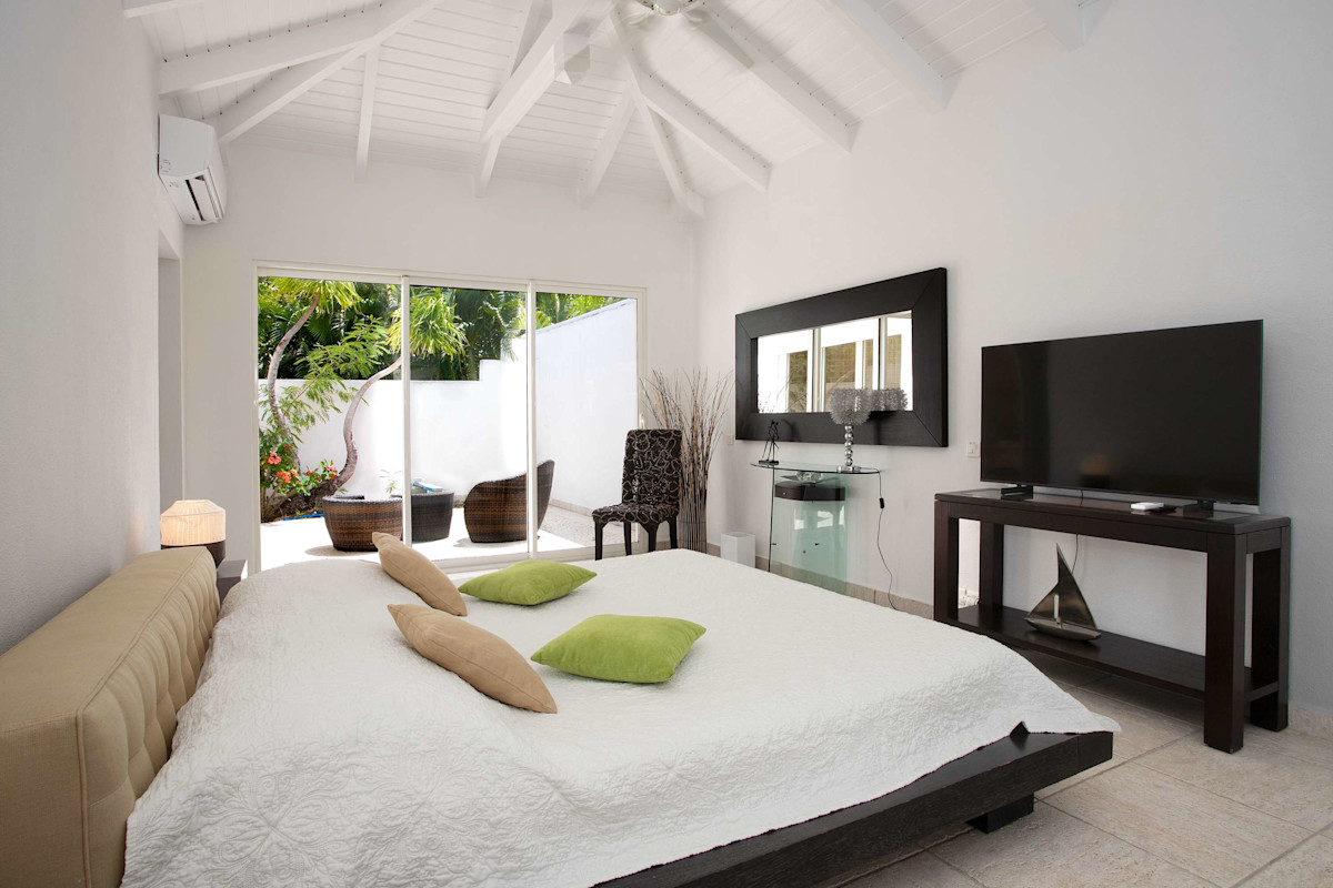 Encore property image