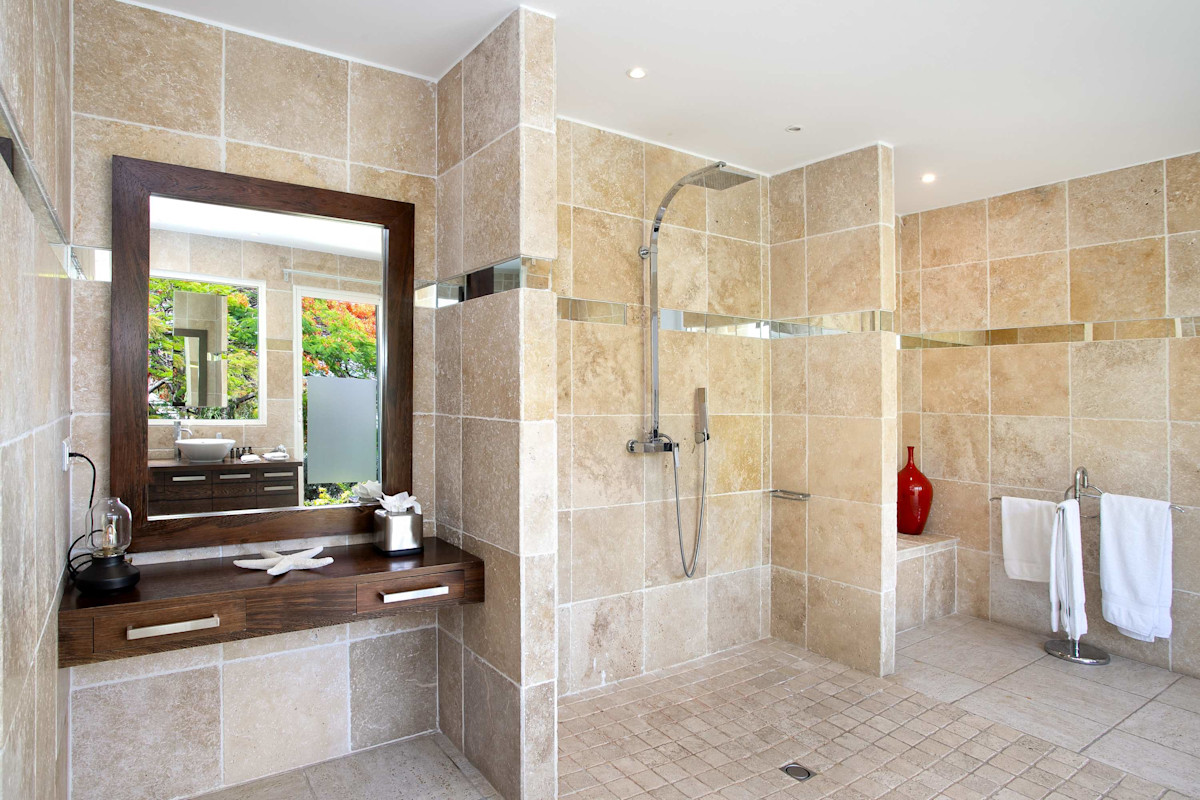 Encore property image