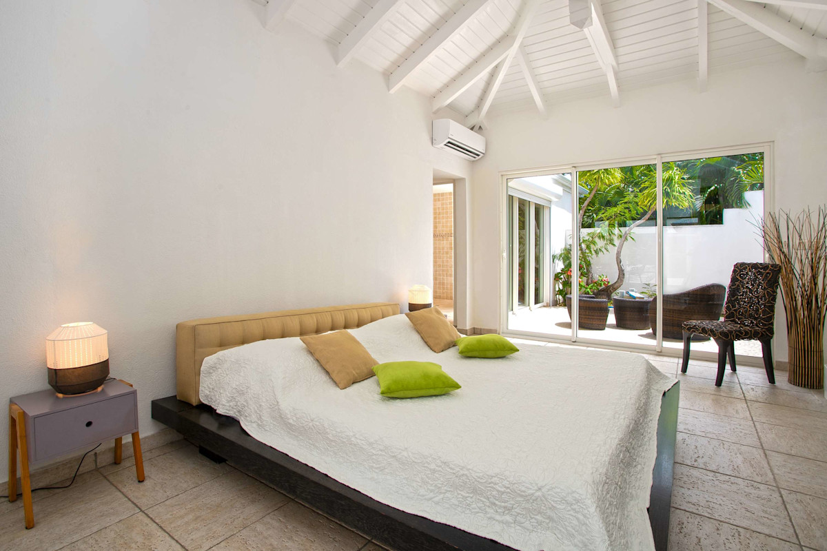 Encore property image