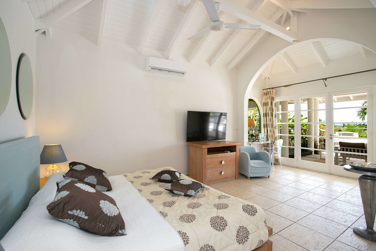 Encore property image