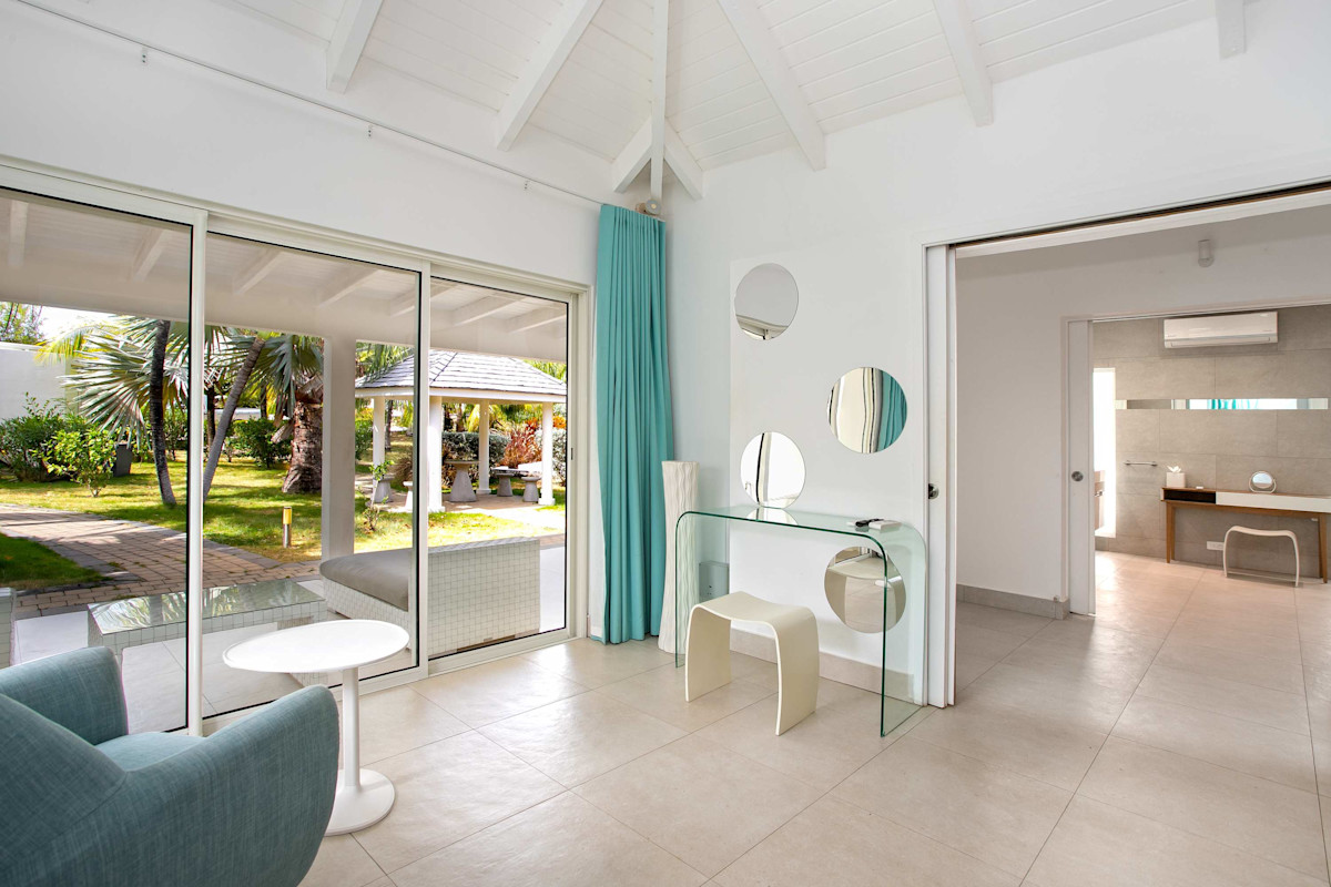 Encore property image