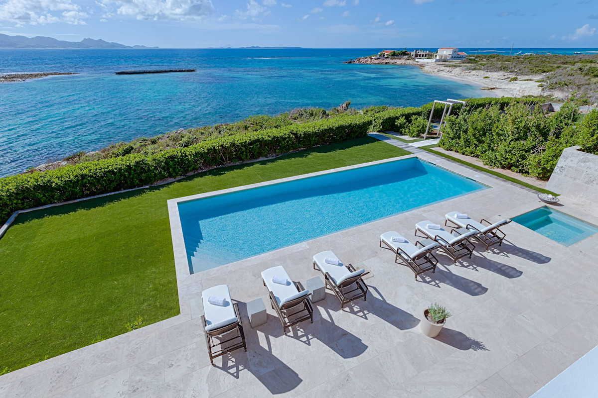 Villa Beaches Edge property image