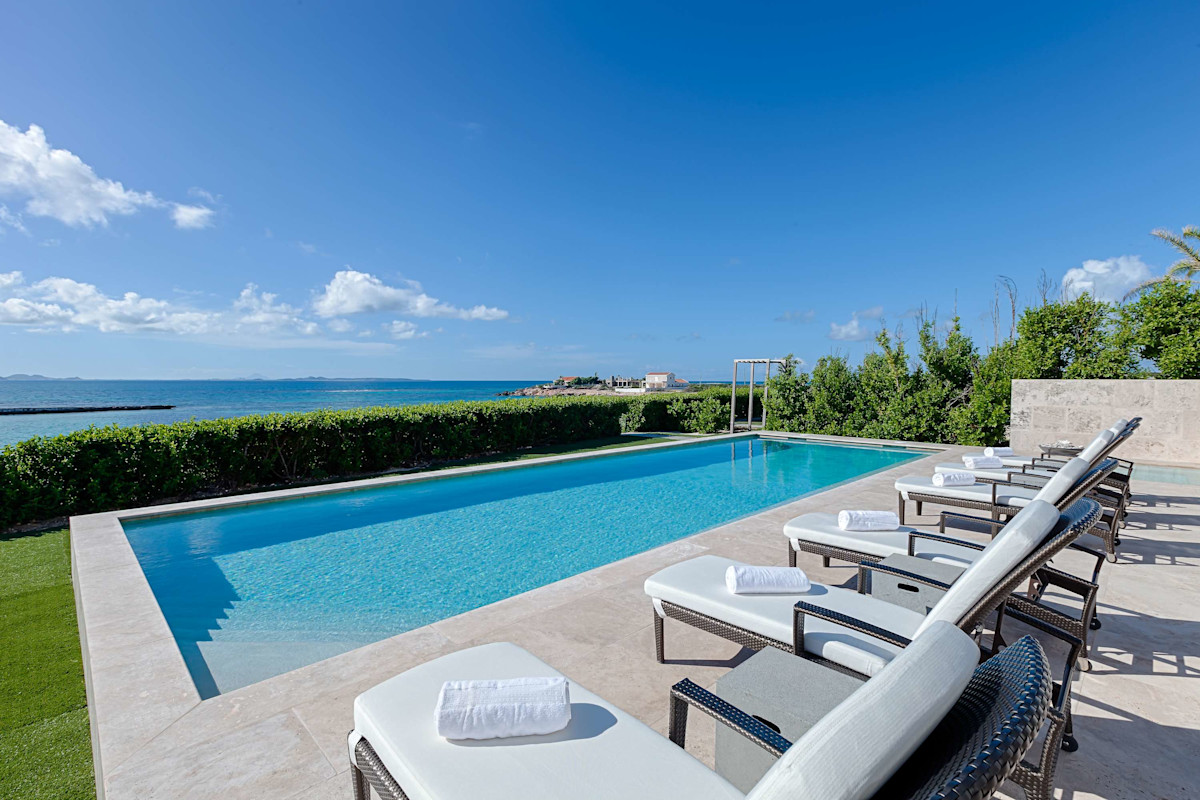 Villa Beaches Edge property image