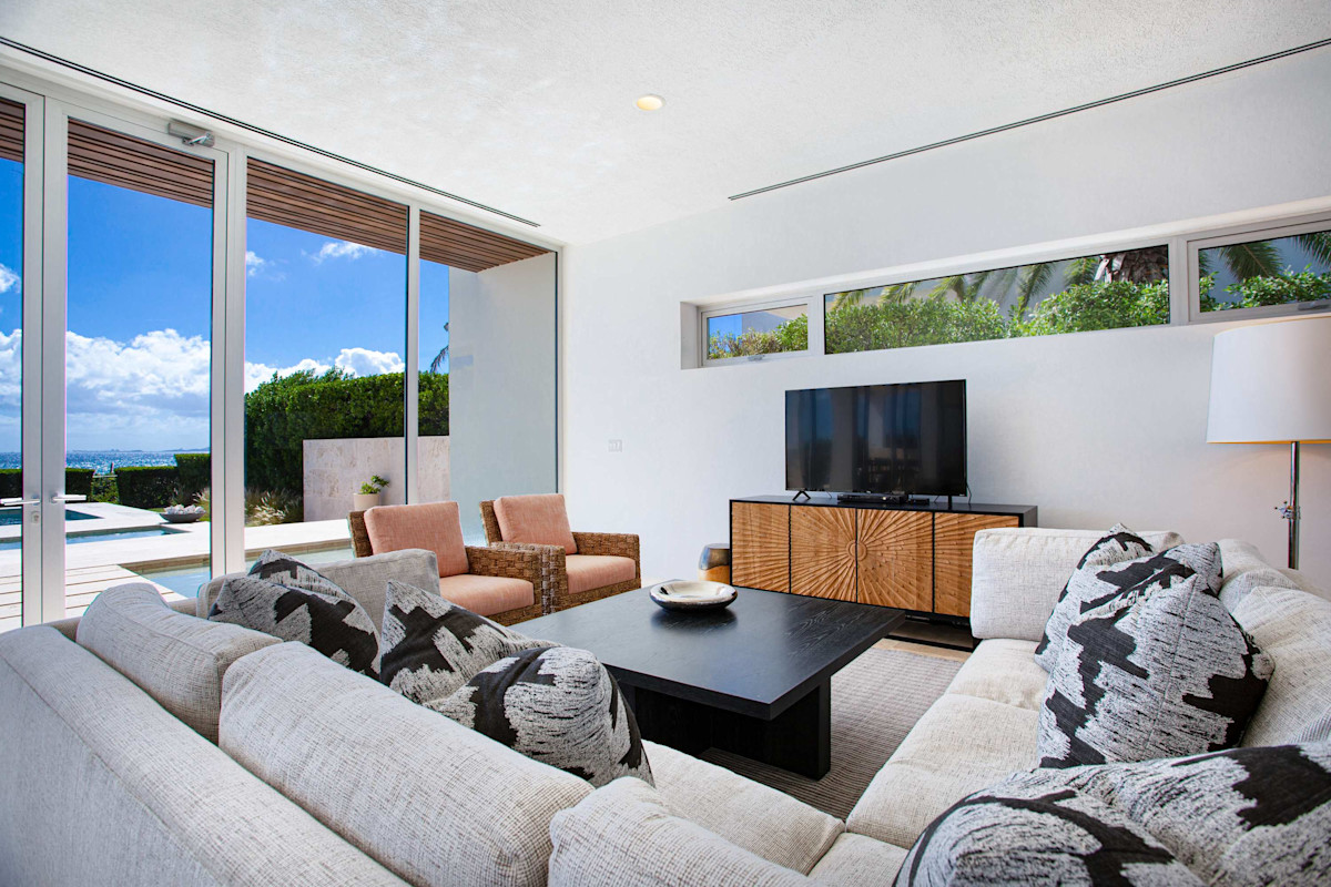 Villa Beaches Edge property image