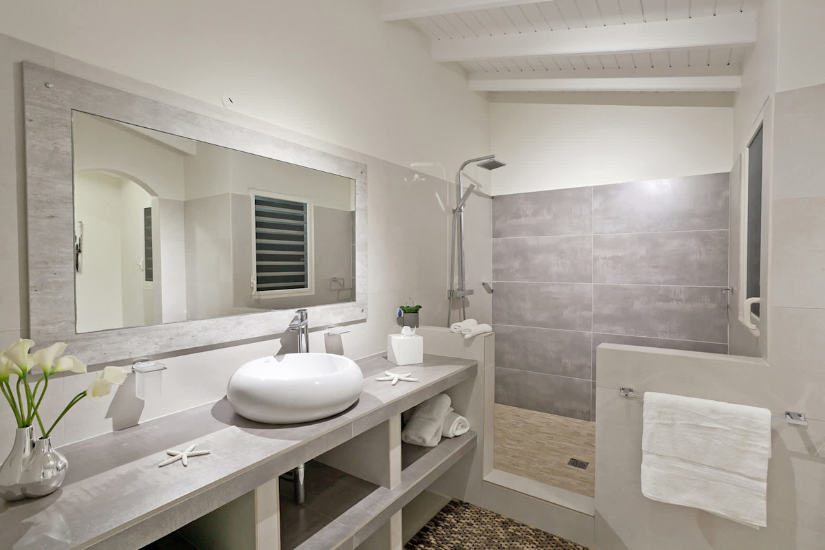 Bathroom 4