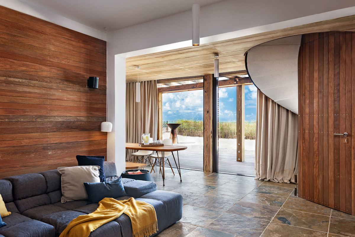 Silver Sands property image