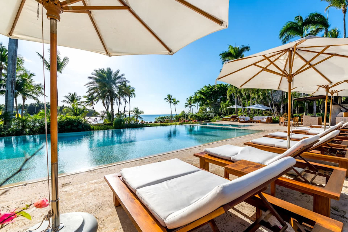poolside
