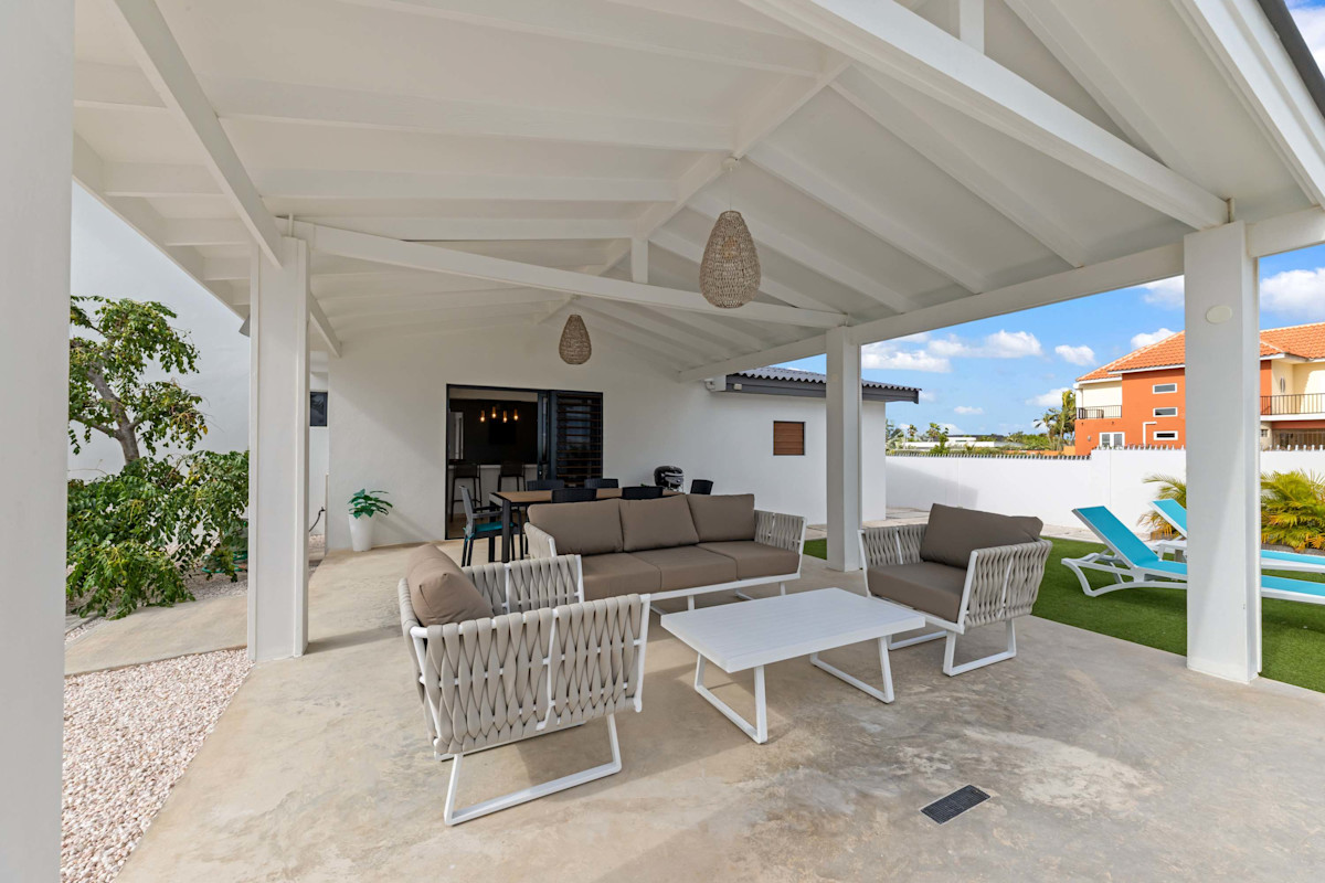 lounge area