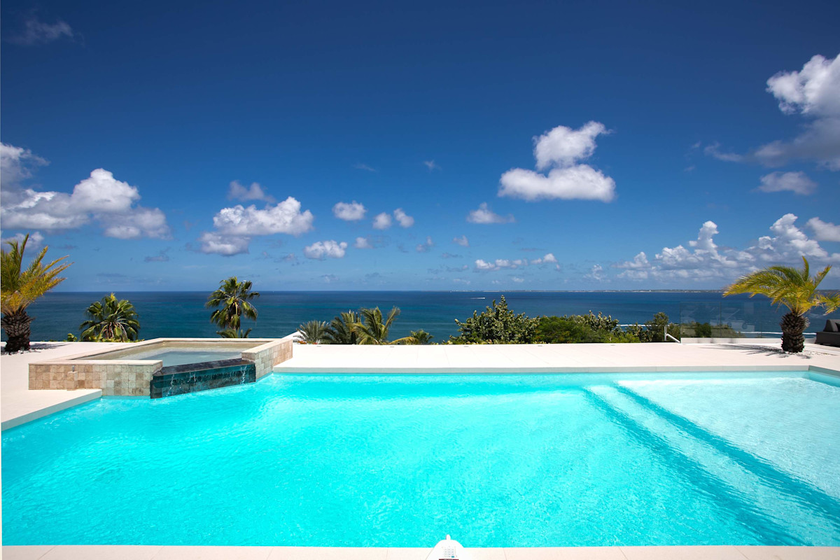 Villa Dream In Blue property image