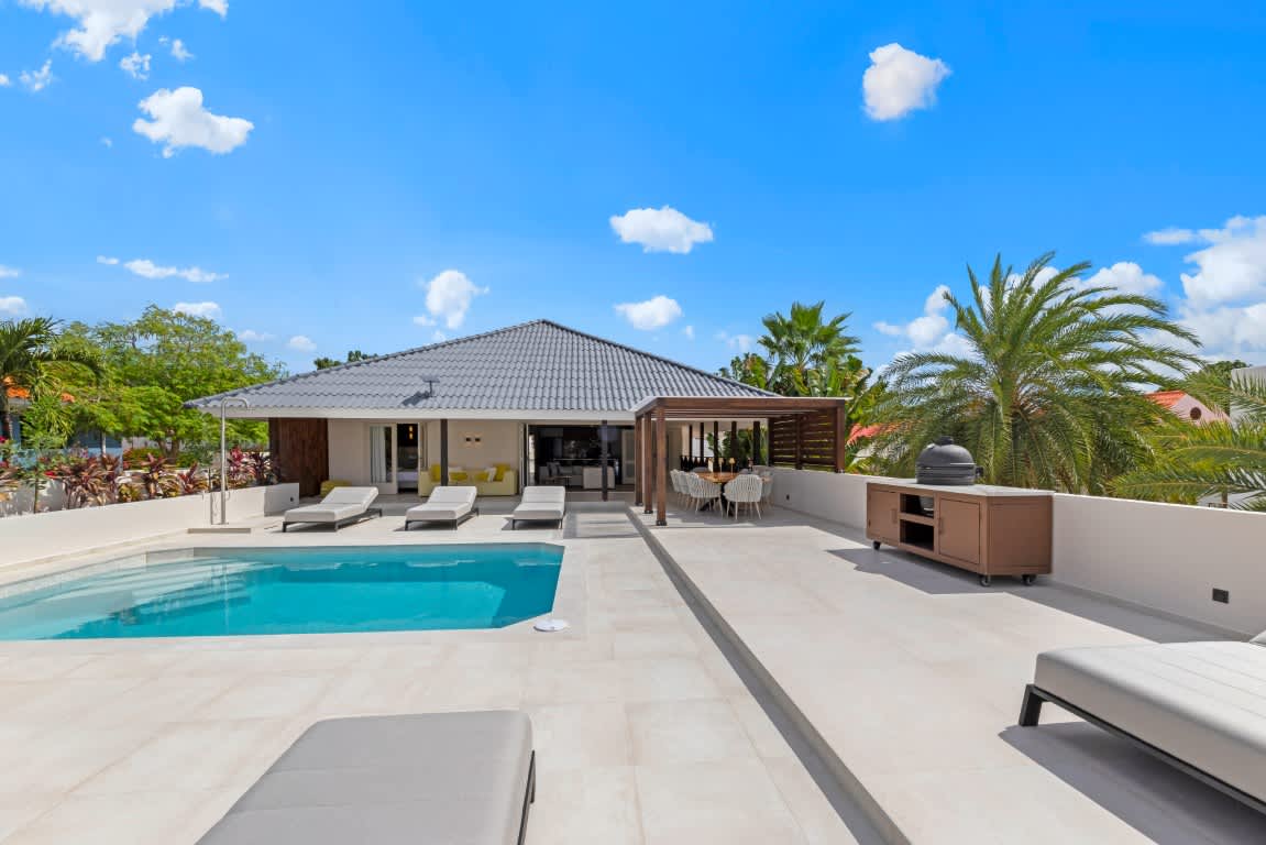 Yellow Lotus Villa property image