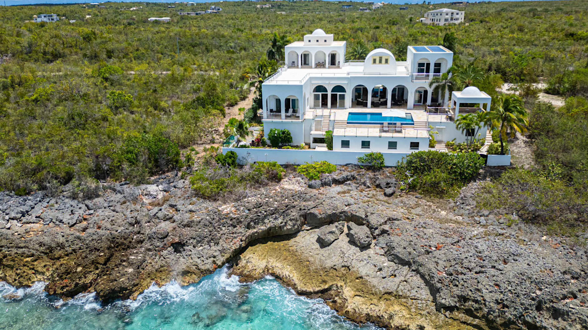 Villa AZUL property image