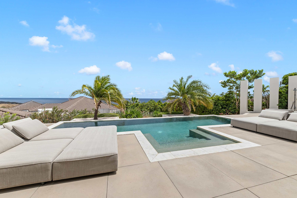 Azure Horizon property image