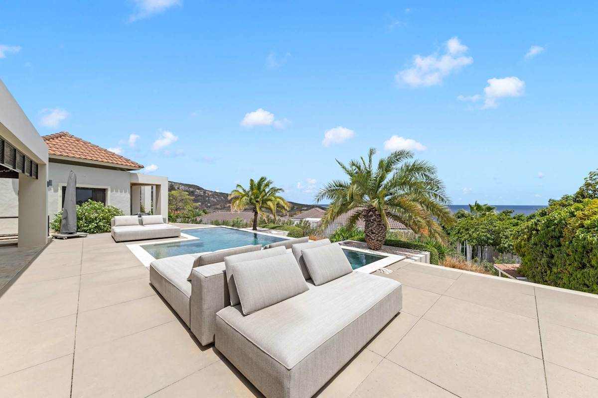 Azure Horizon property image