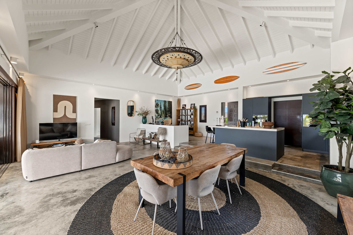 Azure Horizon property image