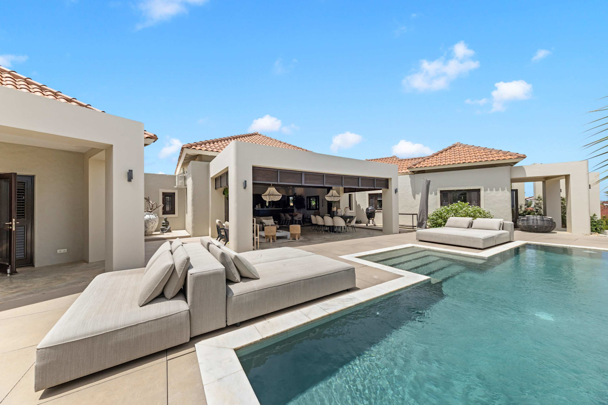 Azure Horizon property image