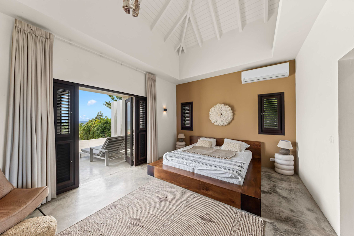 Azure Horizon property image