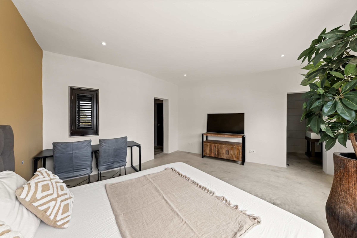 Azure Horizon property image