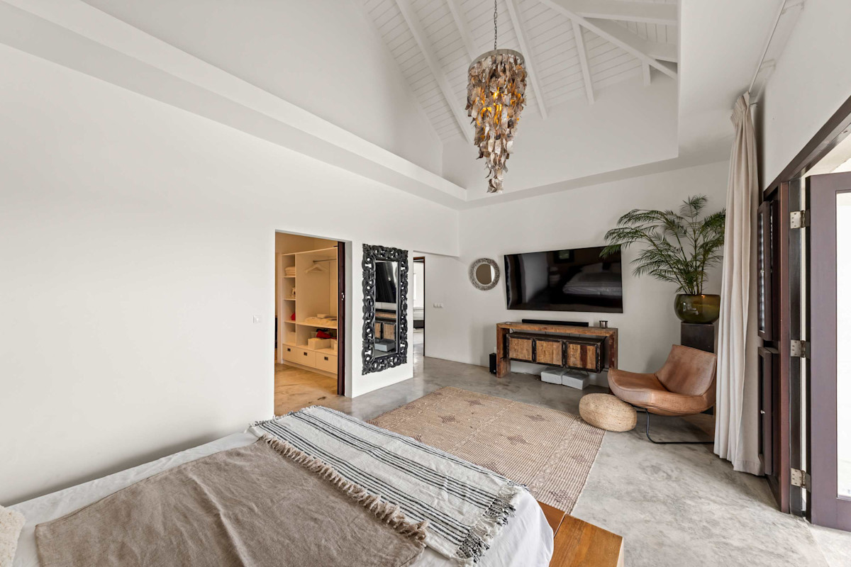 Azure Horizon property image