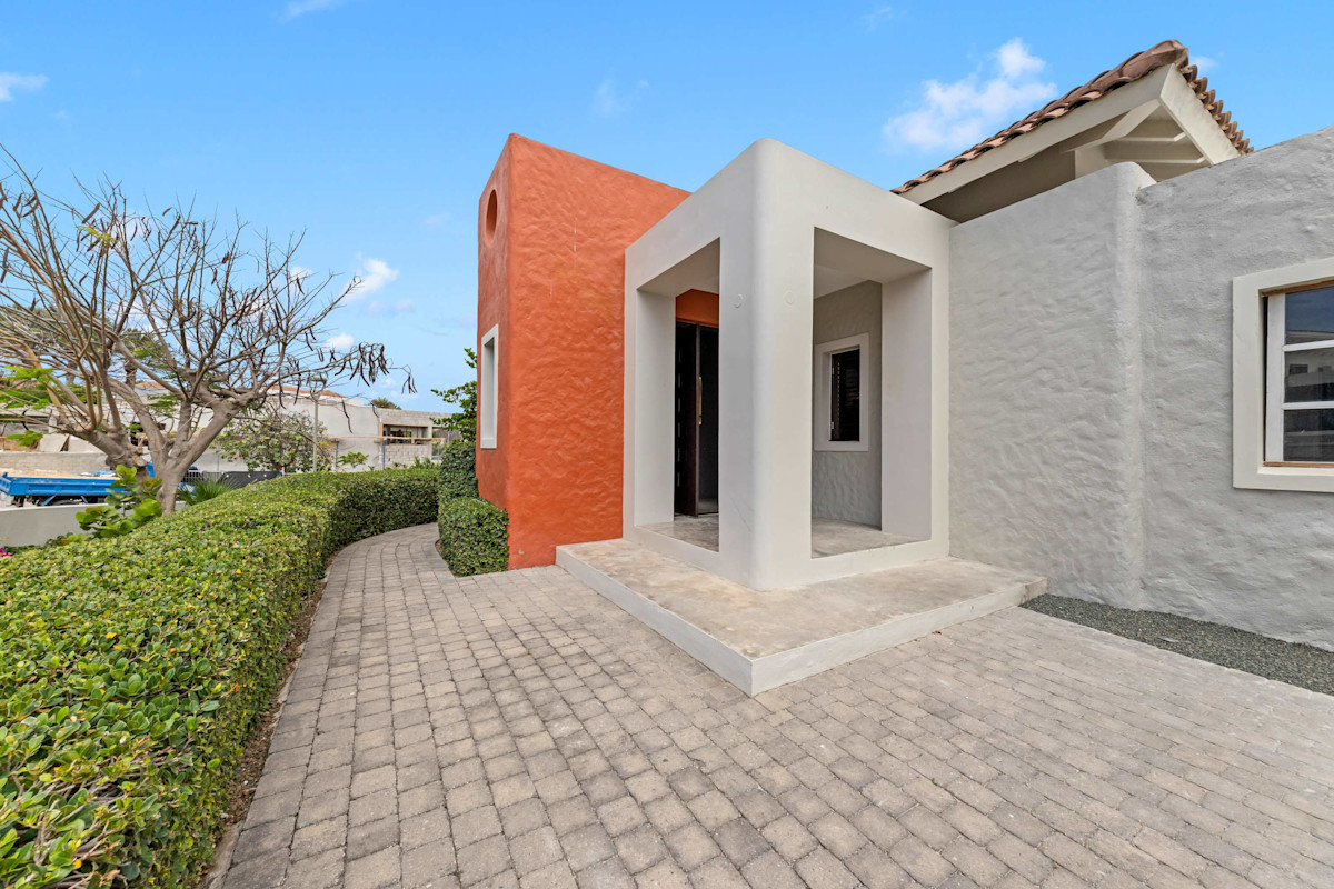 Azure Horizon property image