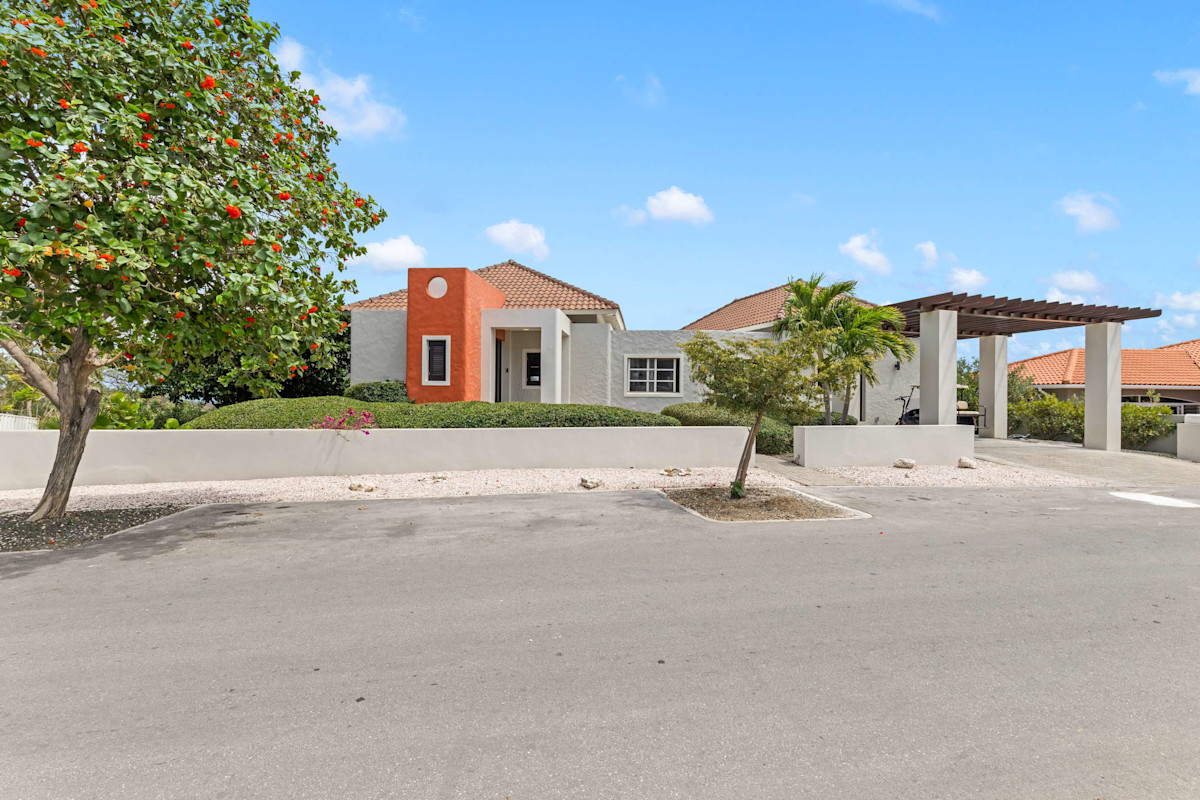 Azure Horizon property image