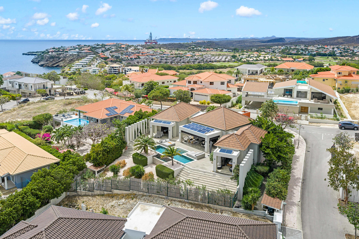 Azure Horizon property image