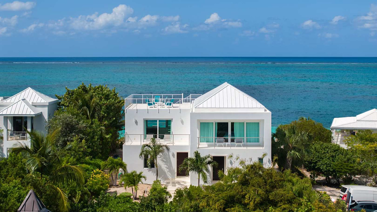 Sandpebble property image