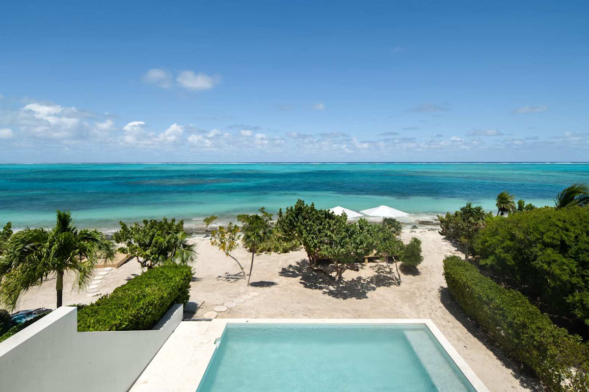 Sandpebble property image