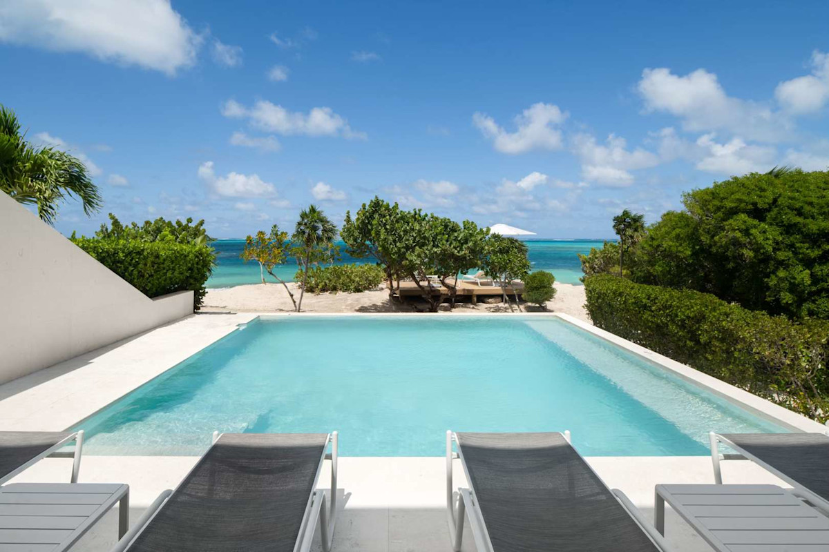 Sandpebble property image