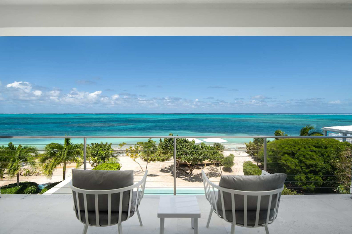 Sandpebble property image