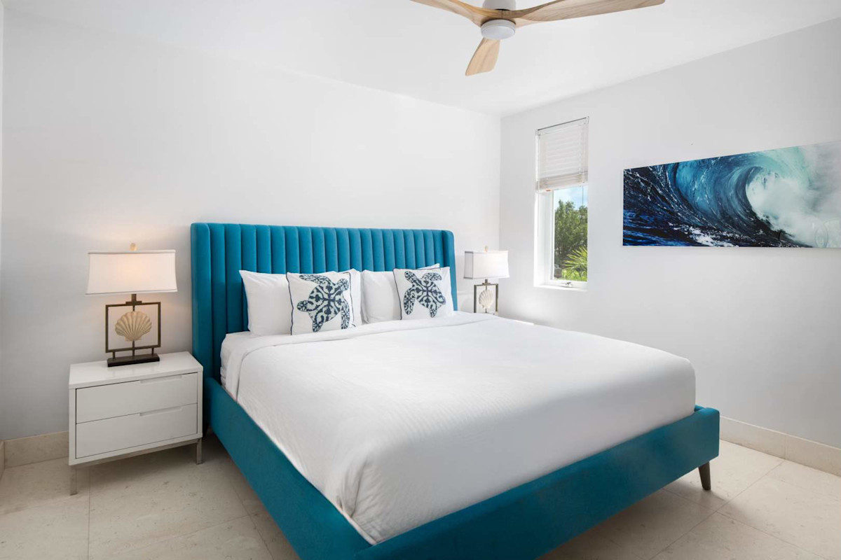 Sandpebble property image