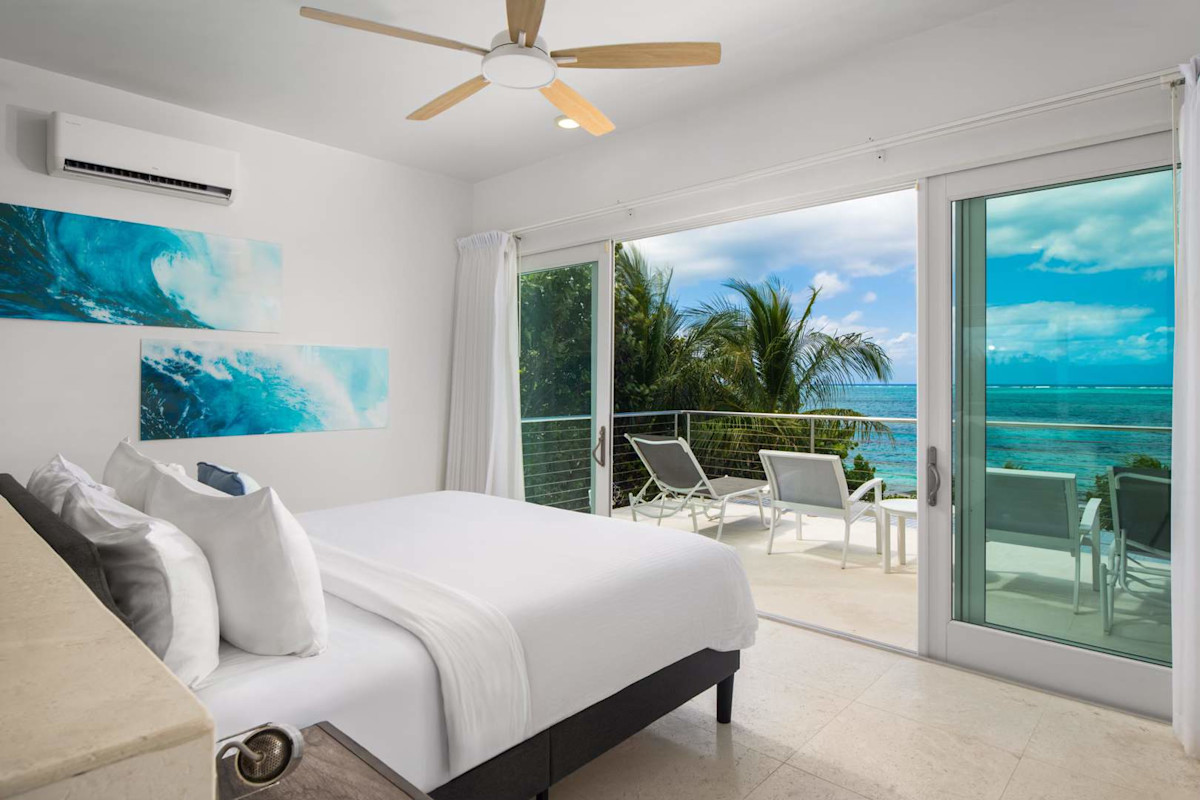 Sandpebble property image