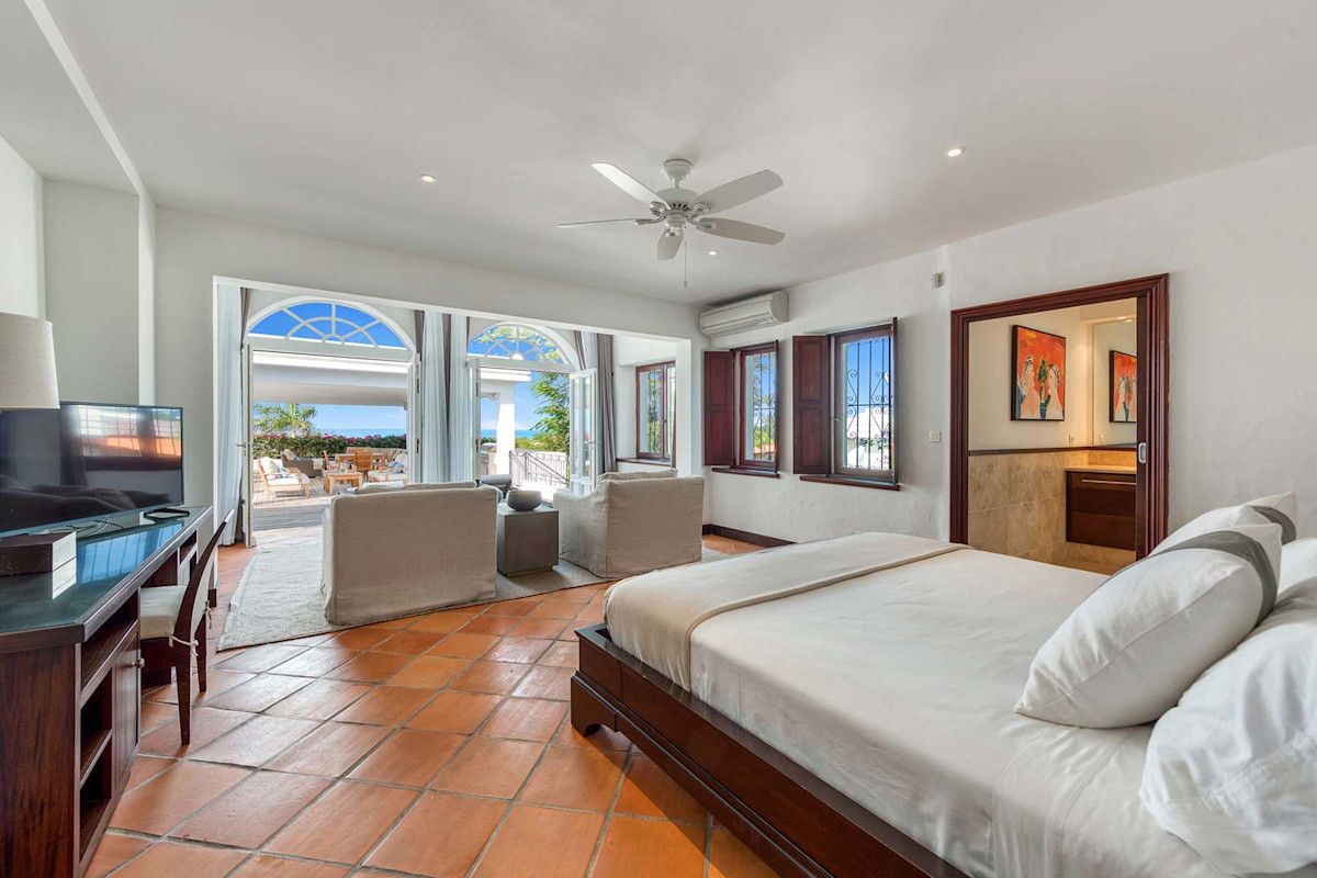 La Hacienda property image