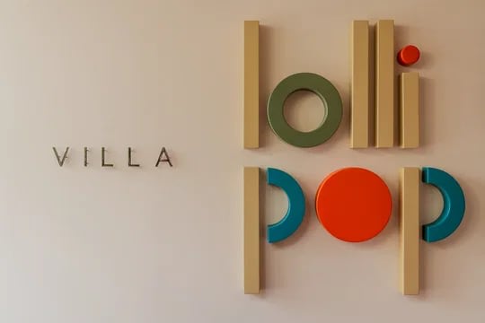 Lollipop property image